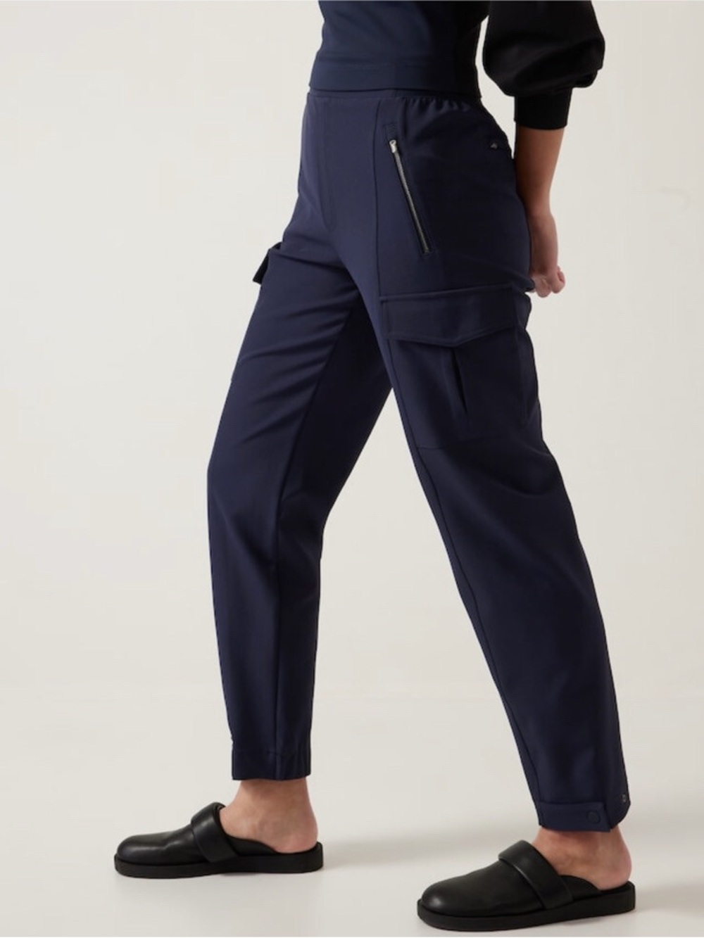 Athleta Endless High Rise Cargo Pant 4P - NWOT